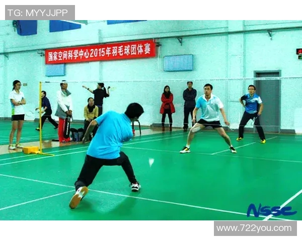 聚焦羽毛球运动成都羽毛球队的意识提升与团队精神探讨 聚焦羽毛球运动成都羽毛球队的意识提升与团队精神探讨