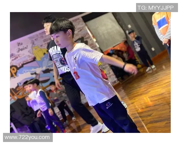 街舞战术排行榜揭晓成都街舞队荣获第三名引发热议 街舞战术排行榜揭晓成都街舞队荣获第三名引发热议