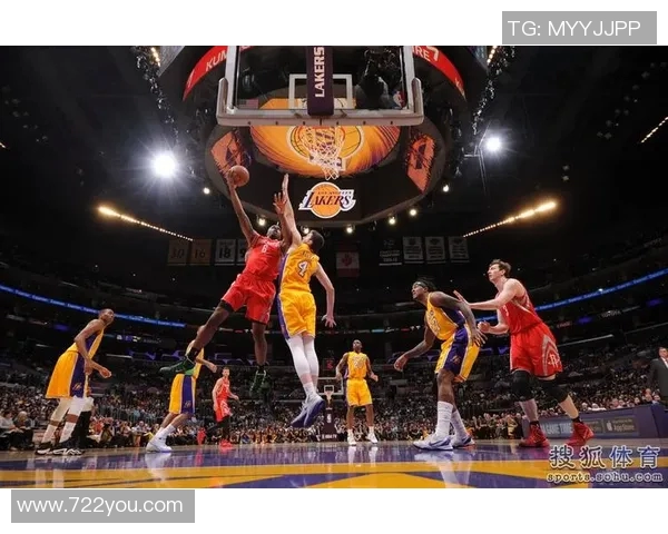 火箭队与上海大鲨鱼精彩对决回放全程回顾与精彩瞬间分析 火箭队与上海大鲨鱼精彩对决回放全程回顾与精彩瞬间分析