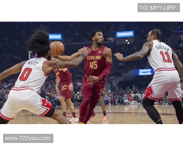 活塞对阵火箭NBA直播精彩瞬间回顾与赛前分析全方位解读