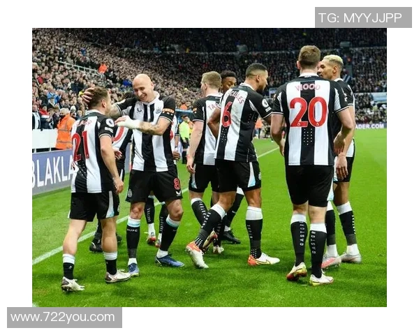 纽卡斯尔联队迎战曼彻斯特联队的激烈对决即将上演 纽卡斯尔联队迎战曼彻斯特联队的激烈对决即将上演