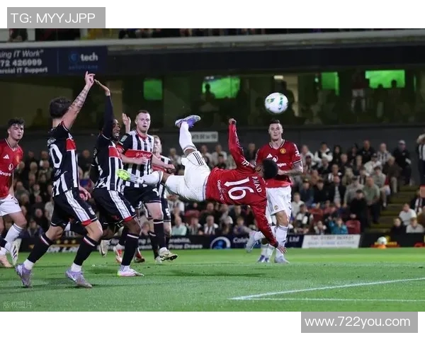 伯恩利对曼联精彩对决直播地址及赛前分析一览